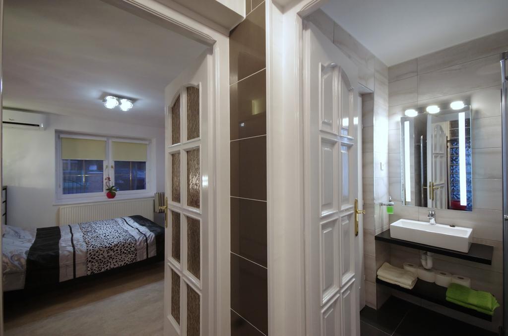 Regina Delux Apartman Gyula Exterior photo