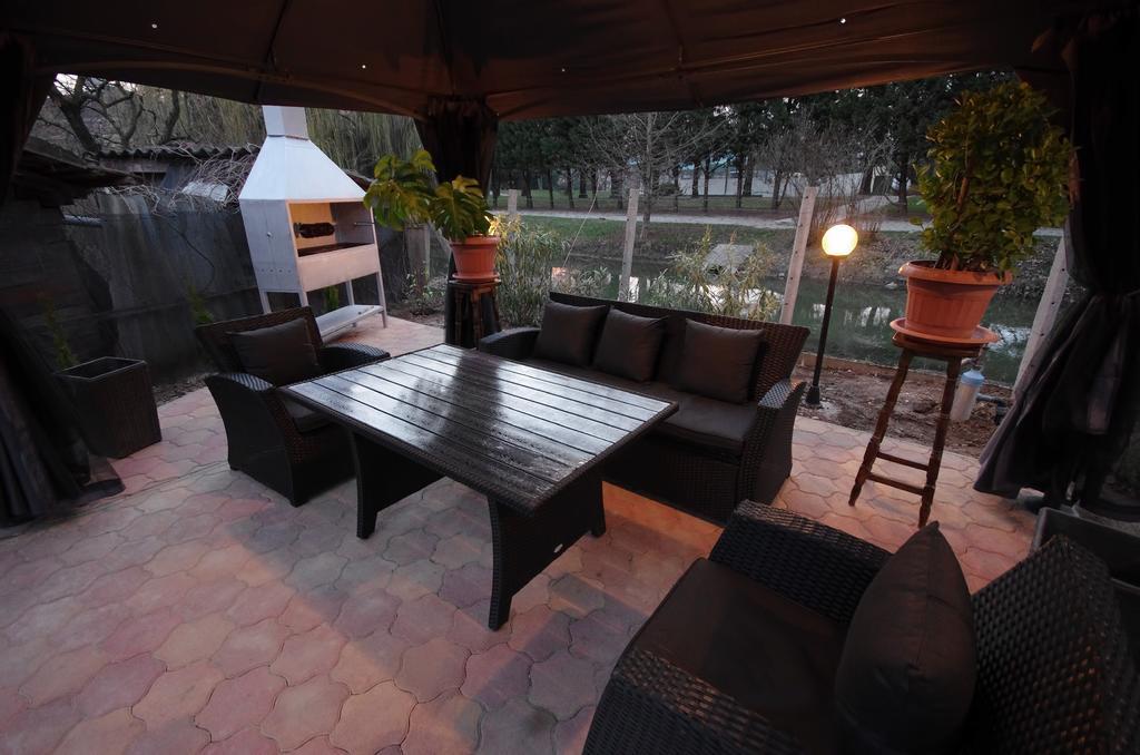 Regina Delux Apartman Gyula Exterior photo