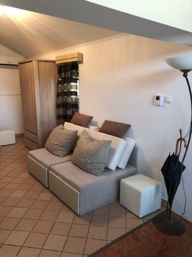 Regina Delux Apartman Gyula Exterior photo